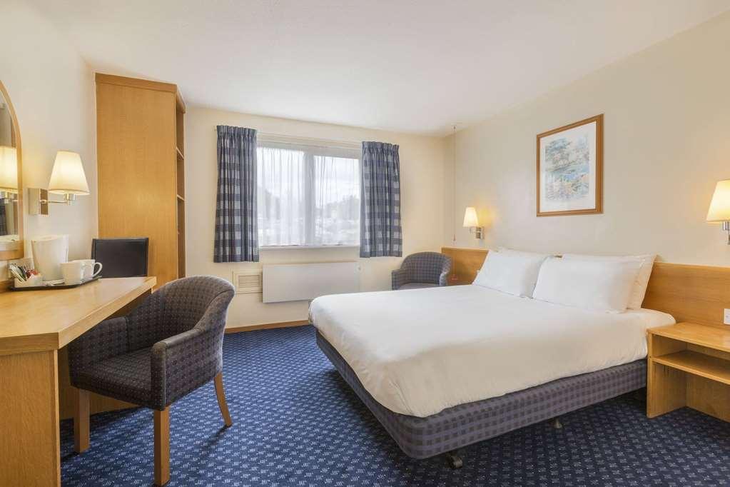 Days Inn Magor Cameră foto